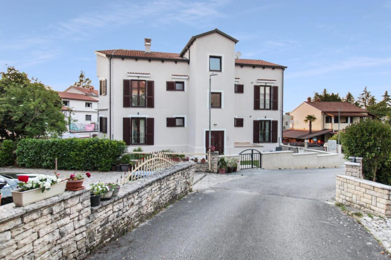 Apartments Villa Alba Poreč Eksteriør billede